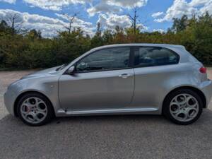 Bild 8/111 von Alfa Romeo 147 3.2 GTA (2002)