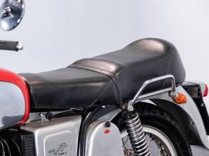 Image 38/50 of Moto Guzzi DUMMY (1969)