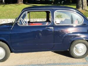 Image 4/13 of FIAT 600 D (1971)