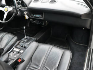 Image 37/50 of Ferrari 308 GTB (1977)