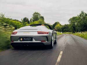 Imagen 2/26 de Porsche 911 Speedster (2019)