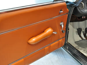 Image 50/65 of Alfa Romeo Giulia 1600 Sprint GT (1964)