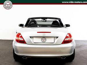 Image 6/15 de Mercedes-Benz SLK 200 Kompressor (2007)