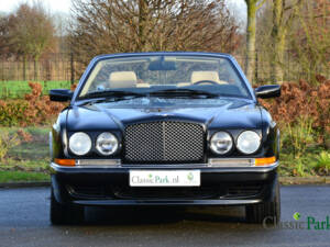 Image 18/50 of Bentley Azure (1997)