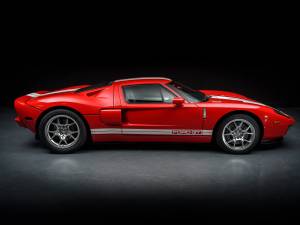 Image 6/13 of Ford GT (2005)