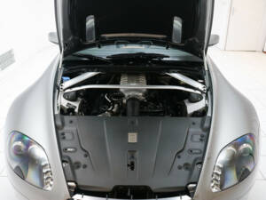 Bild 11/17 von Aston Martin V8 Vantage (2008)