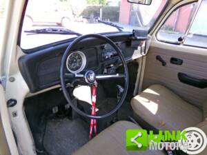 Image 8/10 of Volkswagen Escarabajo 1302 (1971)