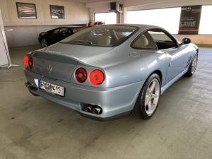 Image 6/14 of Ferrari 550 Maranello (2000)