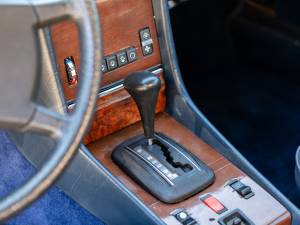 Imagen 22/30 de Mercedes-Benz 380 SL (1983)