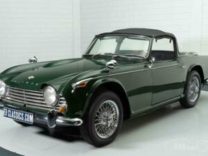 Afbeelding 14/17 van Triumph TR 4A IRS (1966)