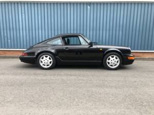 Bild 2/13 von Porsche 911 Carrera 2 (1990)