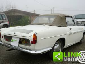 Image 4/10 of Renault Caravelle S (1962)