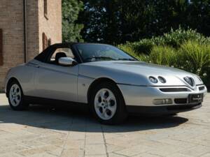 Bild 2/50 von Alfa Romeo Spider 2.0 Twin Spark 16V (1996)