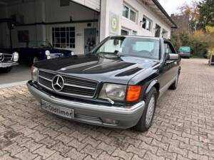 Image 19/24 of Mercedes-Benz 560 SEC (1986)