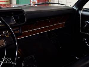 Image 23/42 of Ford Galaxy 500 Sunliner (1968)