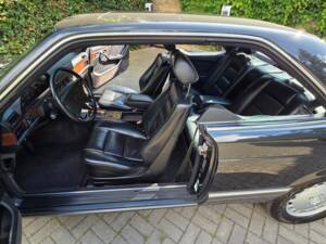 Afbeelding 9/31 van Mercedes-Benz 560 SEC (1991)