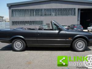 Immagine 8/10 di BMW 320i (1989)