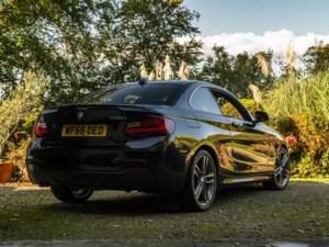 Image 16/50 of BMW 220i (2016)