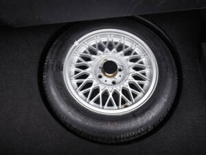 Image 65/83 de BMW 325i (1990)