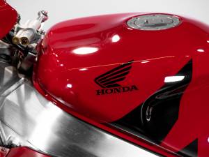 Image 11/36 of Honda DUMMY (2002)