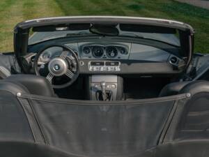 Image 161/185 of BMW Z8 (2001)