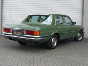 Imagen 6/23 de Mercedes-Benz 280 SE (1976)