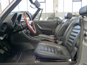 Bild 19/32 von Alfa Romeo 2000 Spider Veloce (1981)