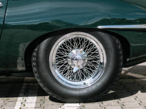 Imagen 51/63 de Jaguar E-Type (1969)