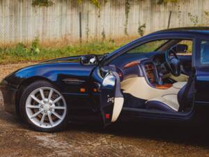 Bild 6/8 von Aston Martin DB 7 Vantage (1999)