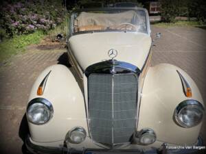 Image 22/38 of Mercedes-Benz 220 Cabriolet A (1954)