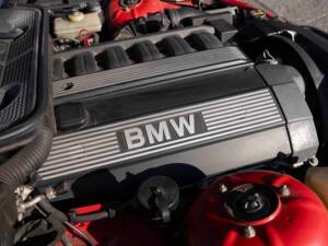 Bild 88/92 von BMW 325i (1994)