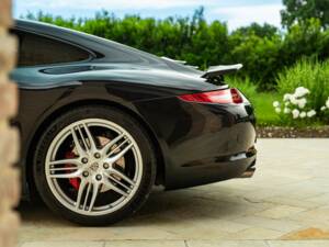 Image 14/50 of Porsche 911 Carrera S (2013)