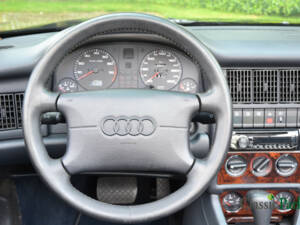 Image 45/50 of Audi Cabriolet 2.6 (1997)