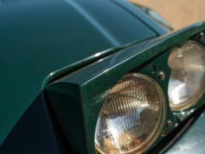 Image 30/50 of Lotus Elan (1991)