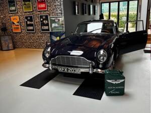 Image 3/10 de Aston Martin DB 5 (1964)