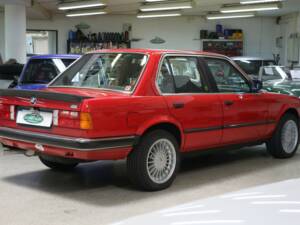 Afbeelding 24/26 van BMW 325e (1987)