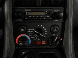 Image 38/66 of DeLorean DMC-12 (1981)