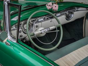 Immagine 14/37 di Oldsmobile Super 88 (1954)