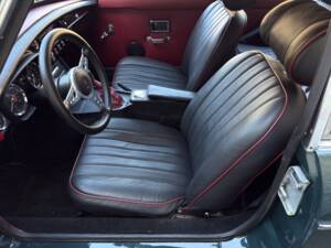 Image 9/23 de MG MGB GT (1972)