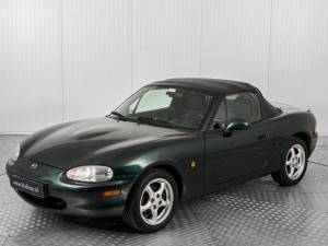 Bild 43/50 von Mazda MX-5 1.6 (1999)