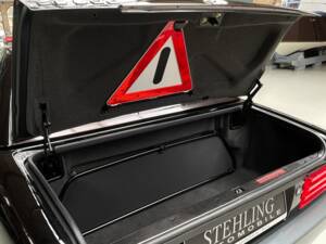 Image 11/53 of Mercedes-Benz 500 SL (1992)