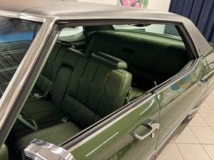 Immagine 6/6 di Buick Electra 225 Hardtop (1972)