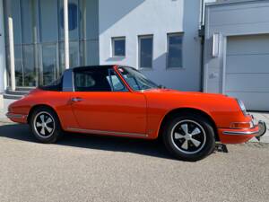 Image 1/22 of Porsche 911 2.0 L (1968)