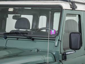 Image 24/50 of Land Rover Defender 90 TD4 (2008)