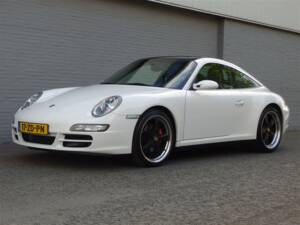 Image 2/99 de Porsche 911 Targa 4 (2008)