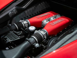 Image 14/50 of Ferrari 458 Italia (2012)