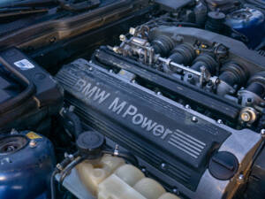 Imagen 6/13 de BMW M5 (1992)