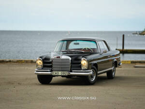 Bild 4/27 von Mercedes-Benz 220 SE b (1964)
