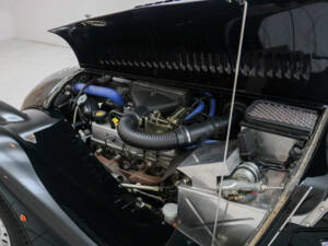 Image 10/18 of Morgan Plus 8 (2003)