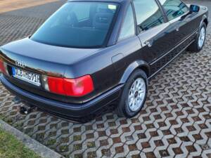 Immagine 7/14 di Audi 80 - 2.8 E quattro (1993)